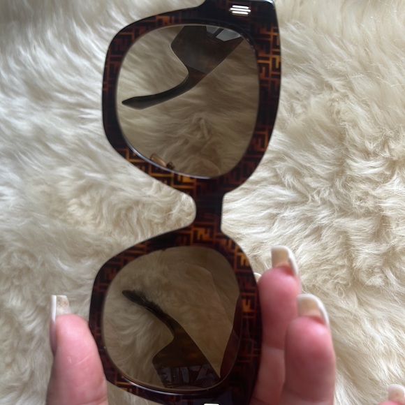 Authentic Fendi Monogram Sunglasses - never worn - Picture 6 of 8